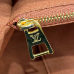 Louis Vuitton Lockme Shopper M58927 Coffee